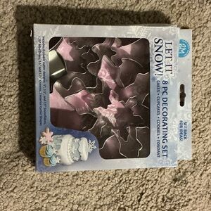 Snowflake Cookie Decorating Set